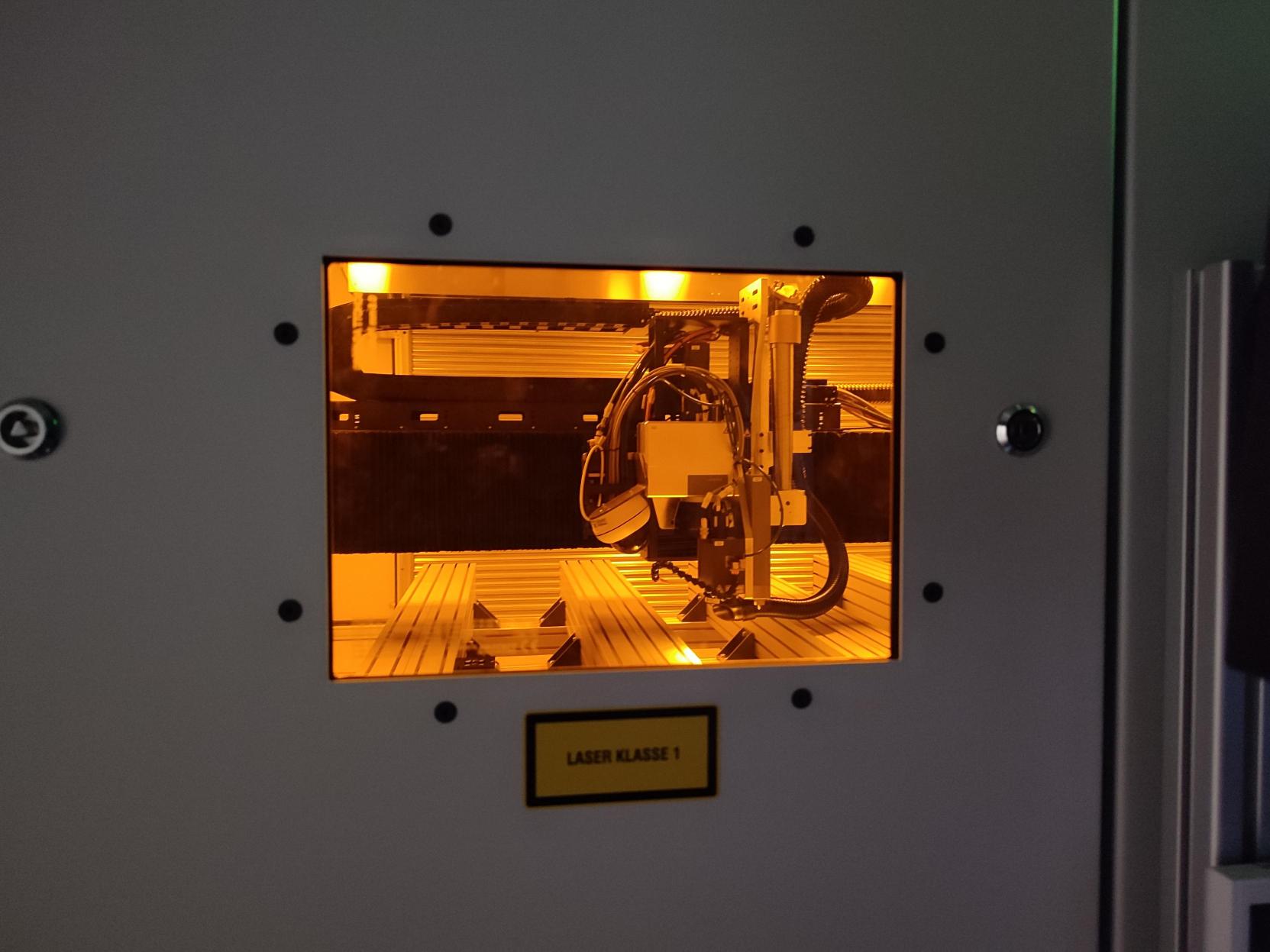 rdx2800, großflächige lasermaterialbearbeitung