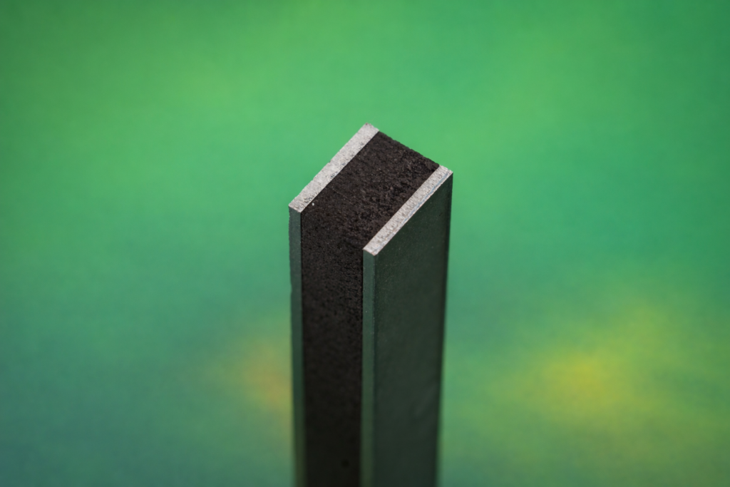 Graphitgefülltes SiC, Laserwaterjet