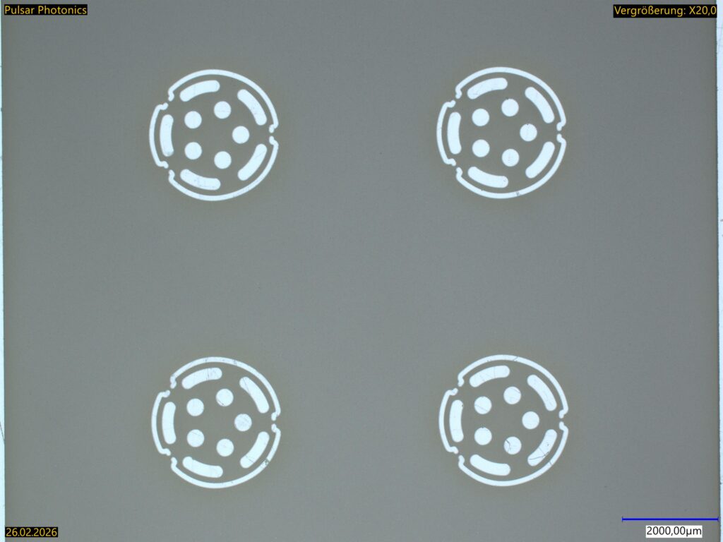 Laserfeinschnitte in DPA, Webo